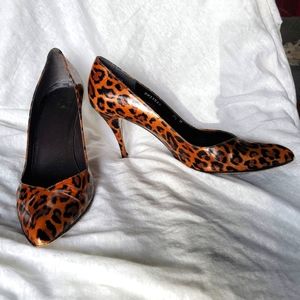 Stuart Weitzman Patent Leather Leapord Pumps